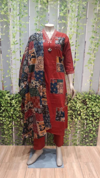 Red Straight-Cut Kurti & Pant Set with Applique Work